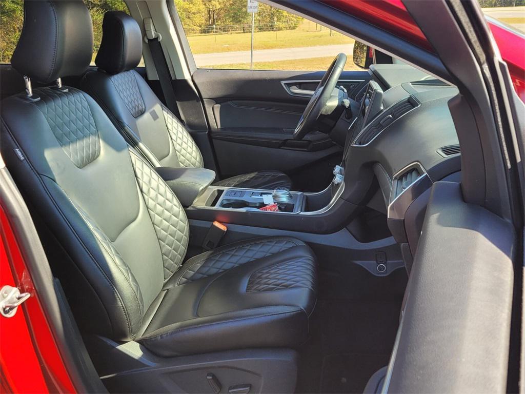 used 2024 Ford Edge car, priced at $26,895