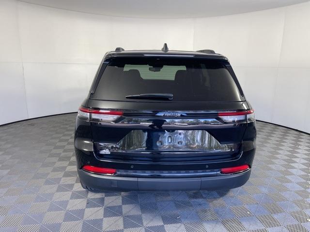 used 2023 Jeep Grand Cherokee car, priced at $34,995