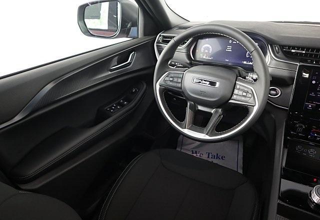 new 2025 Jeep Grand Cherokee car, priced at $36,710