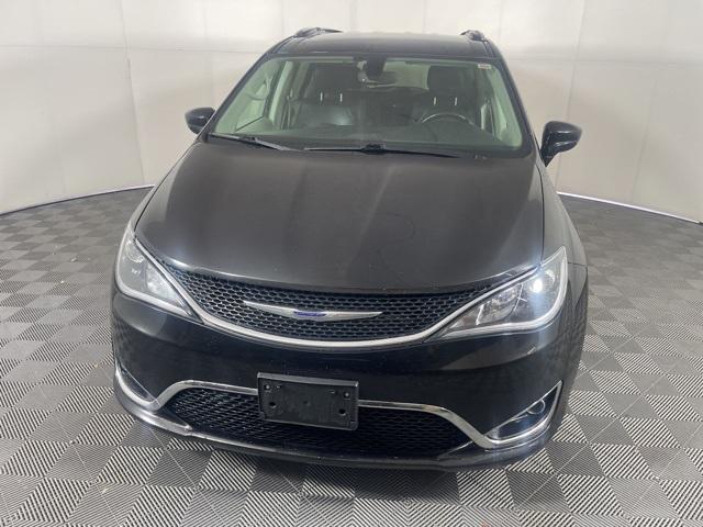 used 2020 Chrysler Pacifica car, priced at $17,995