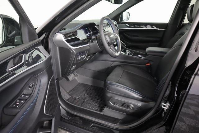 new 2025 Jeep Grand Cherokee 4xe car, priced at $63,680