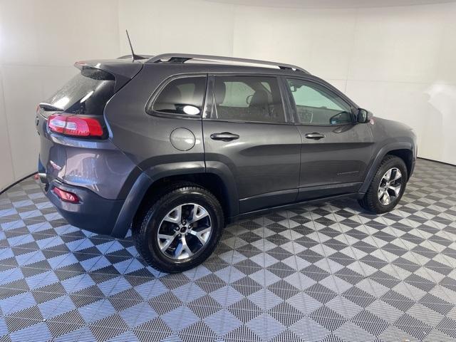 used 2016 Jeep Cherokee car, priced at $16,695