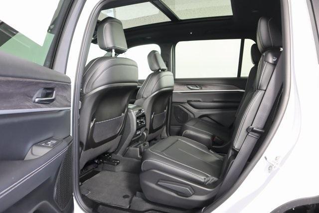 new 2025 Jeep Grand Cherokee L car, priced at $46,502