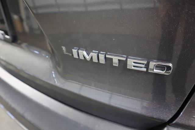 used 2022 Jeep Cherokee car, priced at $26,895