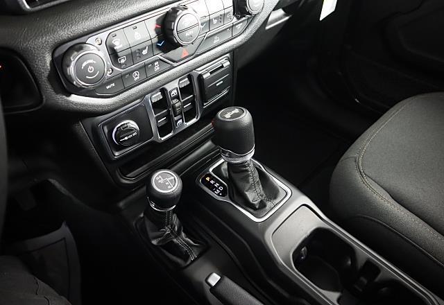 new 2026 Jeep Wrangler car, priced at $46,562