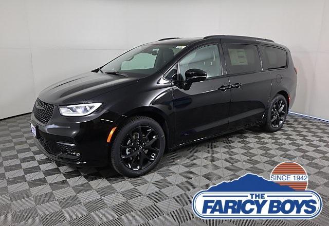 new 2026 Chrysler Pacifica car, priced at $46,123
