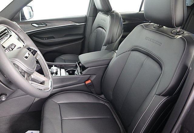 new 2025 Jeep Grand Cherokee car, priced at $54,952