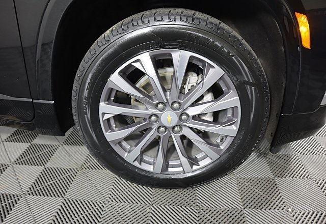 used 2022 Chevrolet Traverse car, priced at $32,995