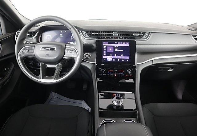 new 2025 Jeep Grand Cherokee L car, priced at $37,408