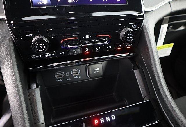 new 2025 Jeep Grand Cherokee car, priced at $35,795