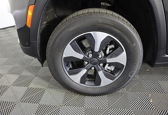 used 2024 Jeep Grand Cherokee 4xe car, priced at $33,495