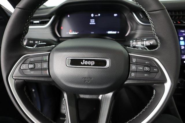 new 2024 Jeep Grand Cherokee car, priced at $41,995