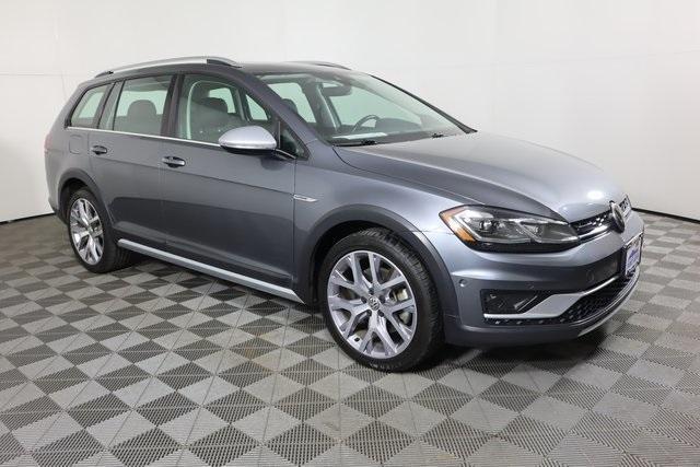 used 2019 Volkswagen Golf Alltrack car, priced at $26,995