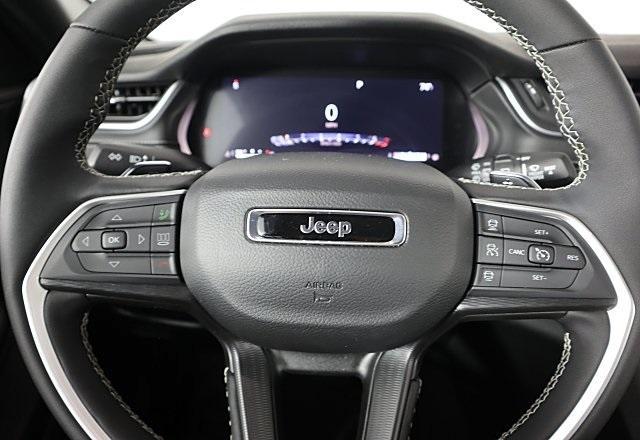 new 2025 Jeep Grand Cherokee car, priced at $41,731