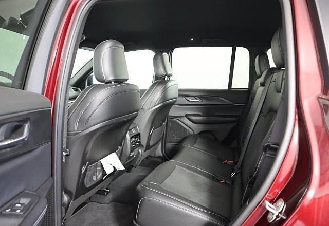 new 2025 Jeep Grand Cherokee car, priced at $41,731