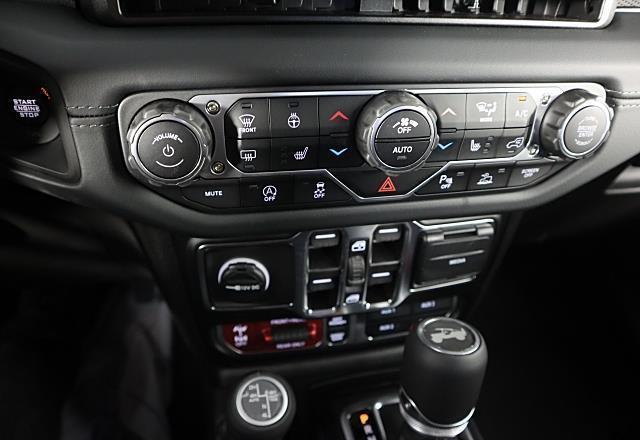 new 2025 Jeep Wrangler car, priced at $60,895