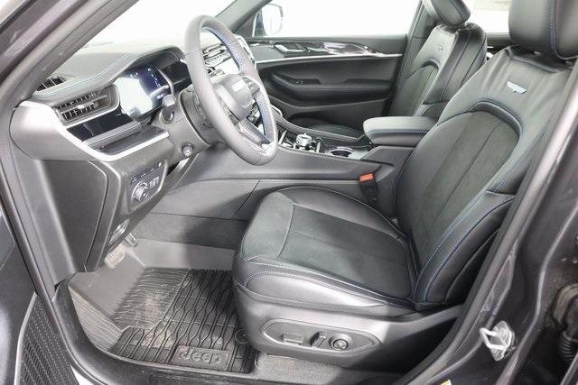 new 2025 Jeep Grand Cherokee 4xe car, priced at $68,398
