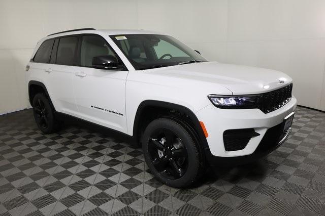 new 2025 Jeep Grand Cherokee car, priced at $44,109