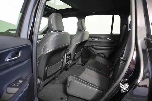 new 2025 Jeep Grand Cherokee car, priced at $34,627