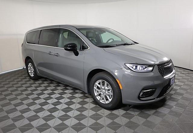 new 2025 Chrysler Pacifica car, priced at $43,046