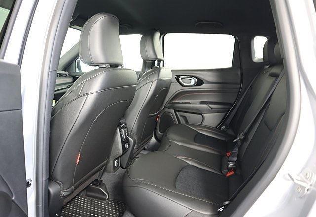 new 2025 Jeep Compass car, priced at $31,995