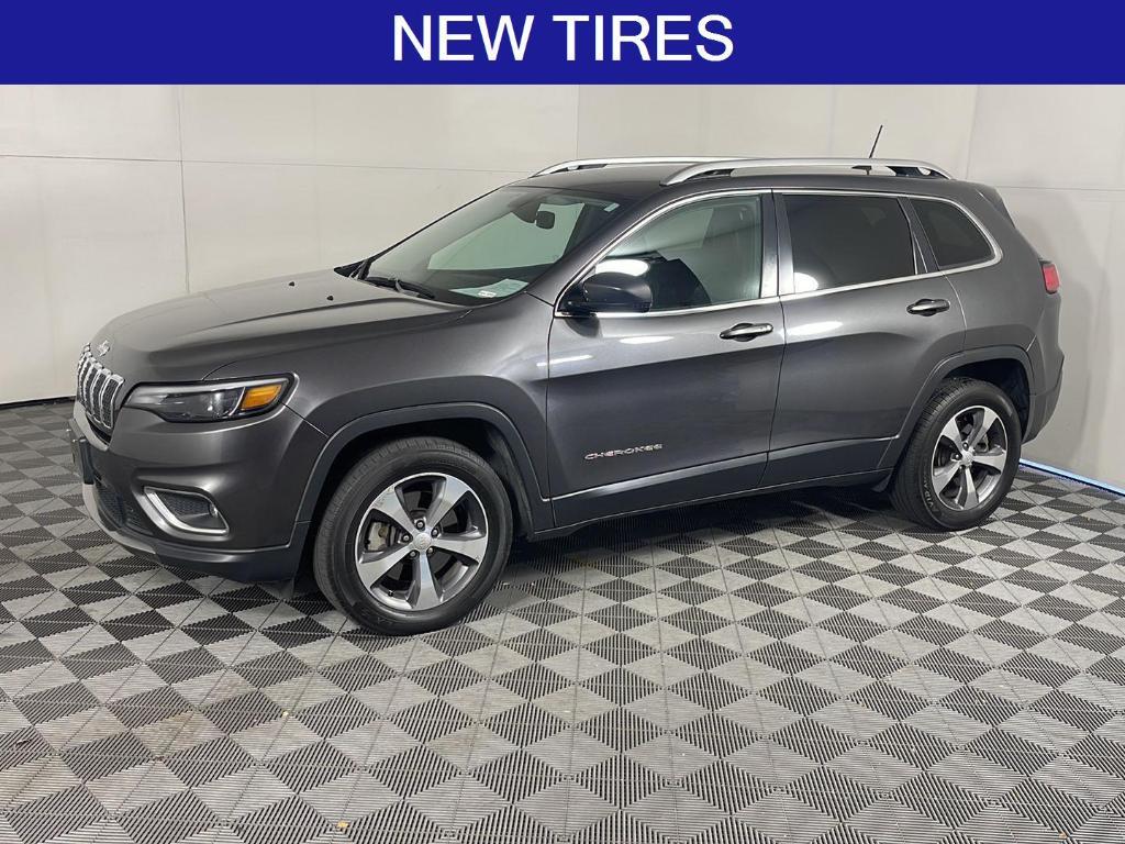 used 2019 Jeep Cherokee car, priced at $15,695