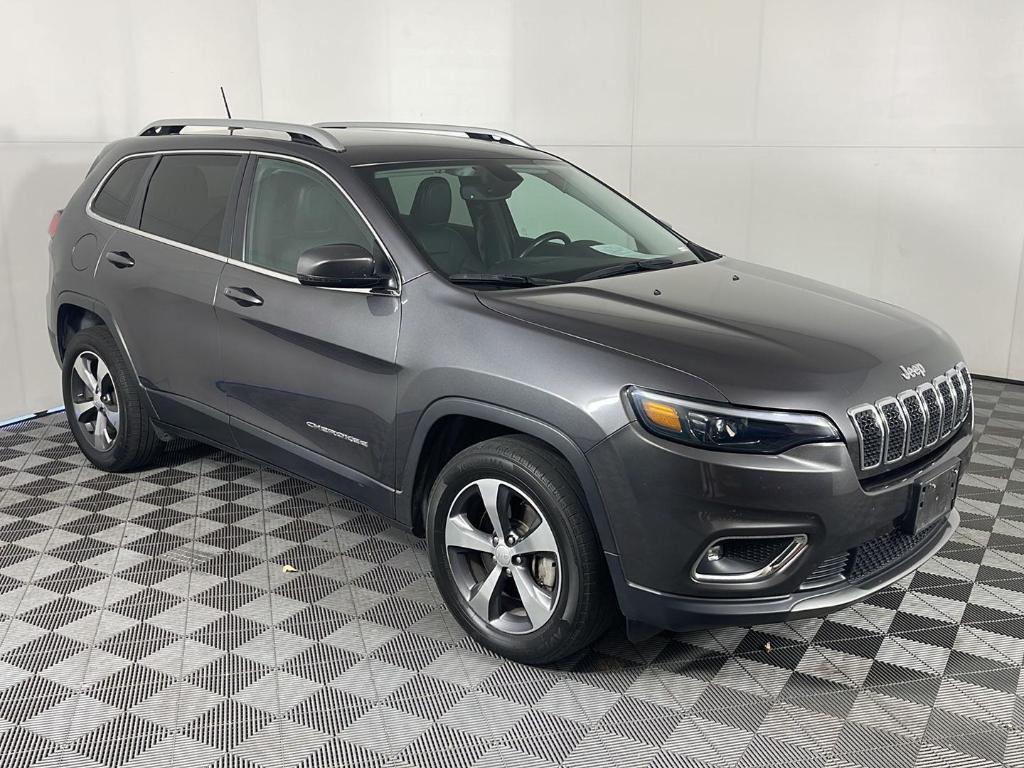 used 2019 Jeep Cherokee car, priced at $15,695