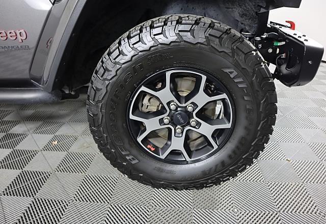 used 2018 Jeep Wrangler Unlimited car, priced at $28,995