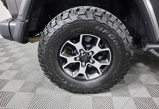 used 2018 Jeep Wrangler Unlimited car, priced at $28,995