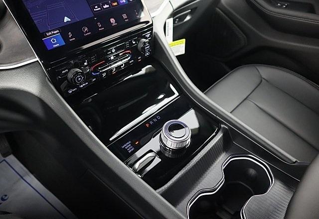 new 2025 Jeep Grand Cherokee car, priced at $40,370