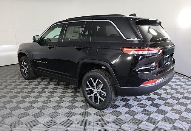 new 2025 Jeep Grand Cherokee car, priced at $41,370