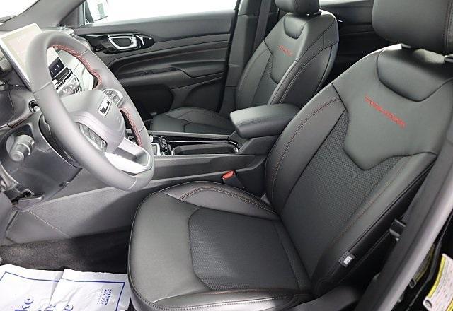new 2025 Jeep Compass car, priced at $34,995