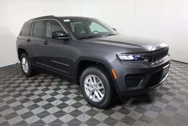 new 2025 Jeep Grand Cherokee car, priced at $38,127