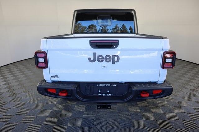 new 2025 Jeep Gladiator car, priced at $55,218