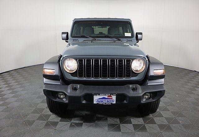 new 2025 Jeep Wrangler car, priced at $44,128