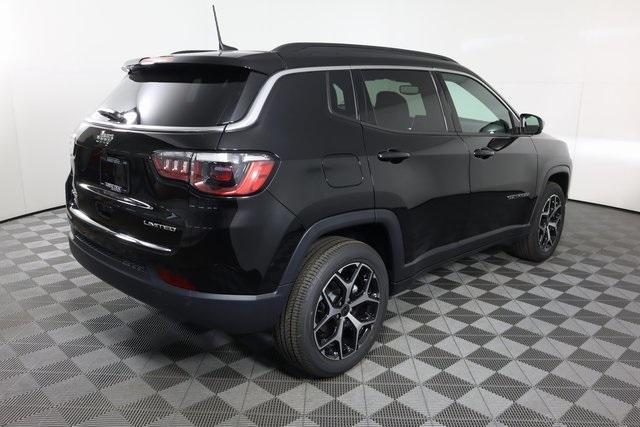 new 2025 Jeep Compass car, priced at $32,995