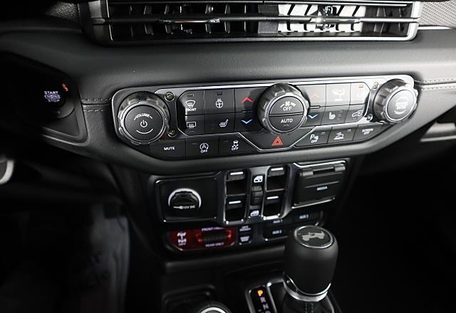 new 2026 Jeep Wrangler car, priced at $61,521