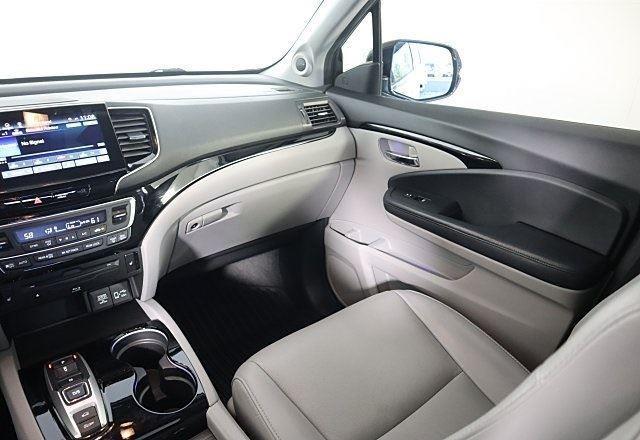 used 2019 Honda Pilot car, priced at $27,995