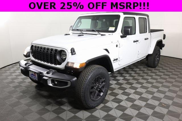 new 2024 Jeep Gladiator car, priced at $42,995