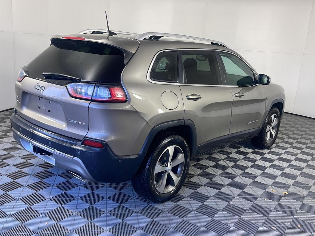 used 2020 Jeep Cherokee car, priced at $19,495