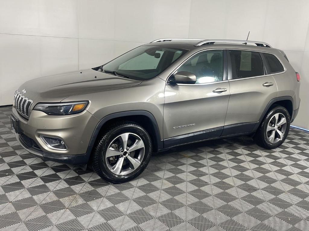 used 2020 Jeep Cherokee car, priced at $19,495