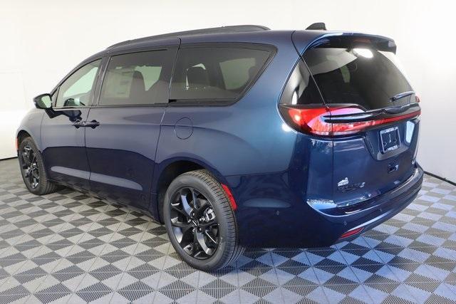 new 2025 Chrysler Pacifica car, priced at $50,854