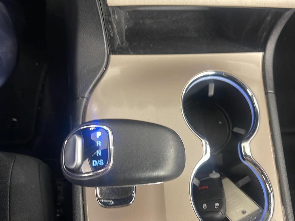 used 2015 Jeep Grand Cherokee car, priced at $14,995