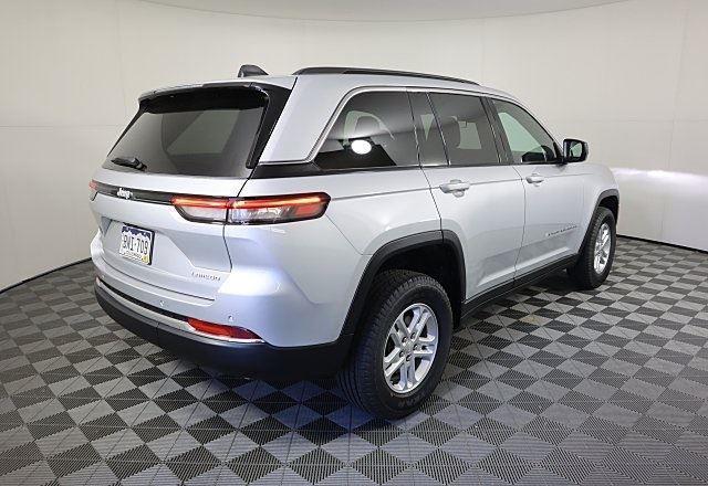 new 2025 Jeep Grand Cherokee car, priced at $37,294
