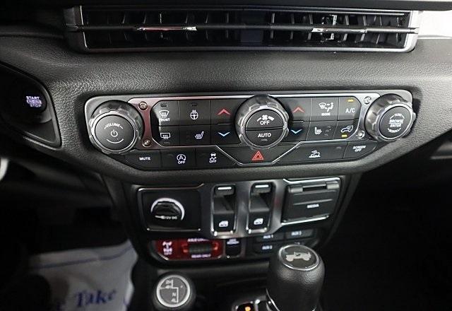 new 2025 Jeep Wrangler car, priced at $48,804