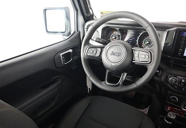 new 2025 Jeep Wrangler car, priced at $48,804