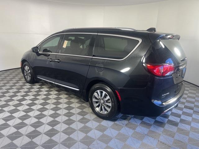 used 2020 Chrysler Pacifica car, priced at $22,995