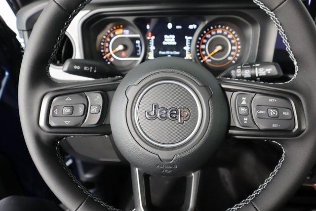 new 2025 Jeep Wrangler car, priced at $45,394