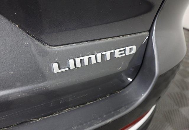 used 2025 Jeep Grand Cherokee car, priced at $34,995