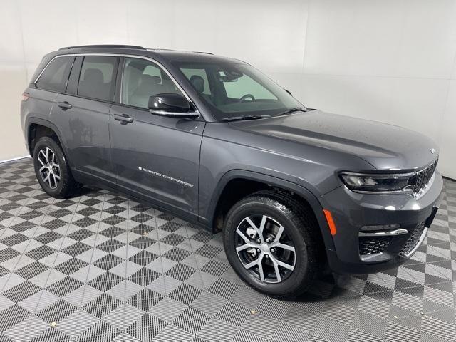 used 2025 Jeep Grand Cherokee car, priced at $37,995